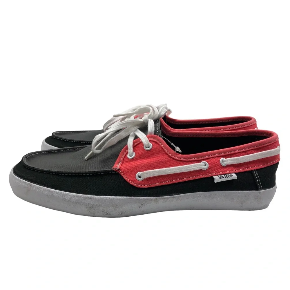 NWOB VANS Chauffeur Men’s Lace Up Canvas Black/Grey/Red Boat Shoes 7.5
